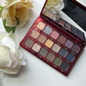 NEW Tarte Eyeshadow Pallette Glamour